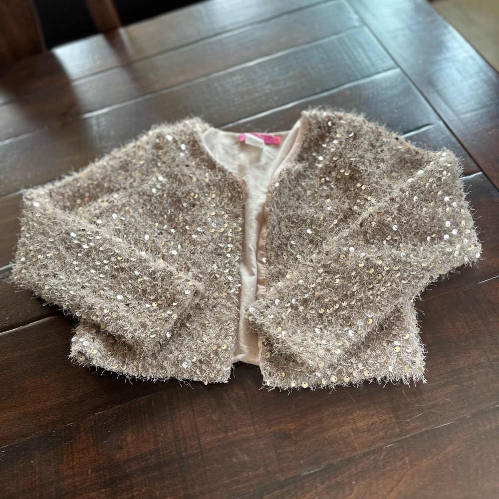 Le Pink girls designer taupe and gold sequin cropped sweater. Size 7.